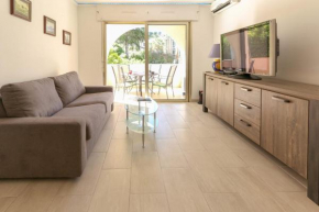 AC Appartment with terrace parking and pool- BENAKEY